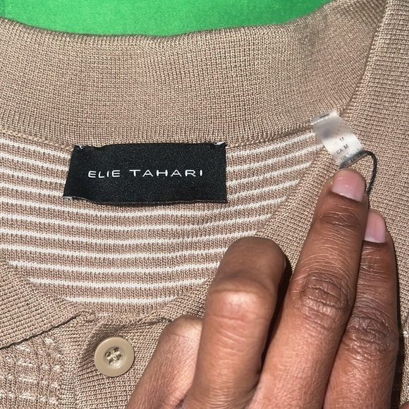 Elie Tahari NWT Top size Medium - Picture 3 of 6
